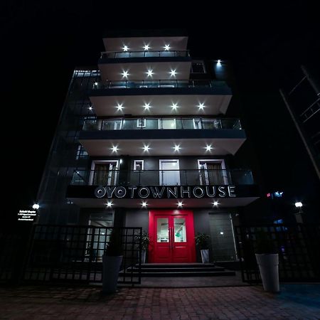 Townhouse Sohna Road 2 Hotel Gurgaon Ngoại thất bức ảnh