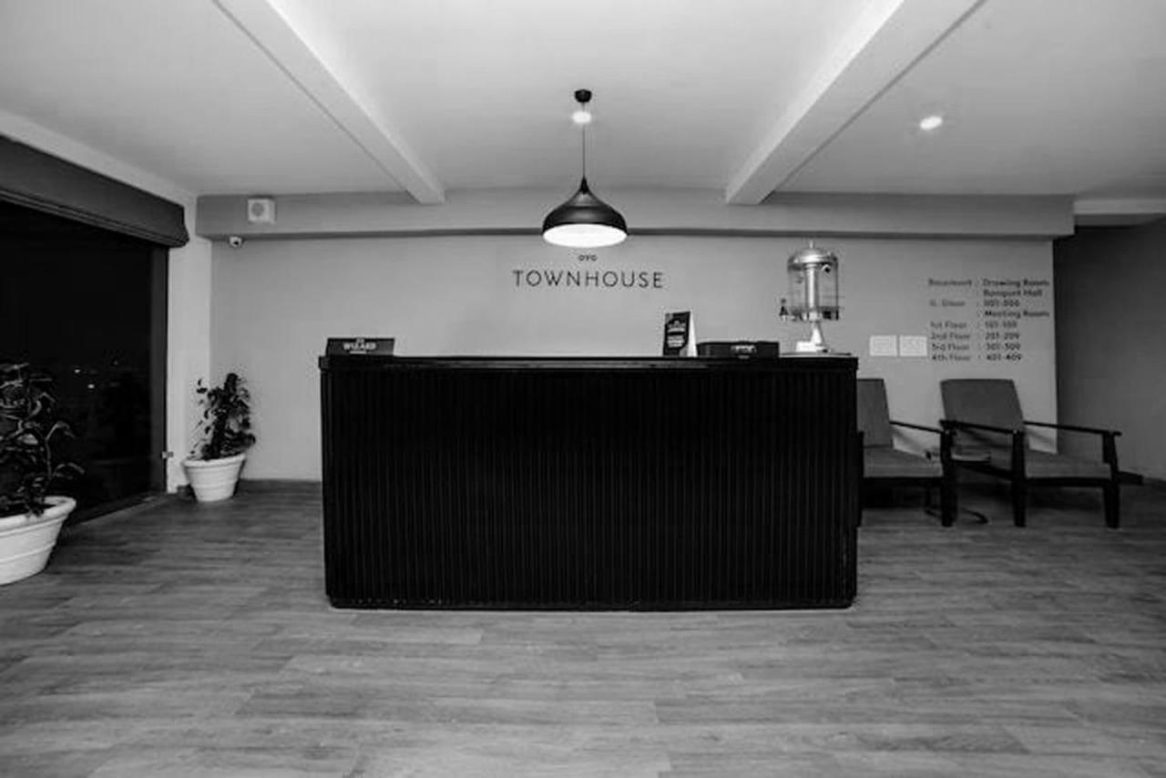 Townhouse Sohna Road 2 Hotel Gurgaon Ngoại thất bức ảnh