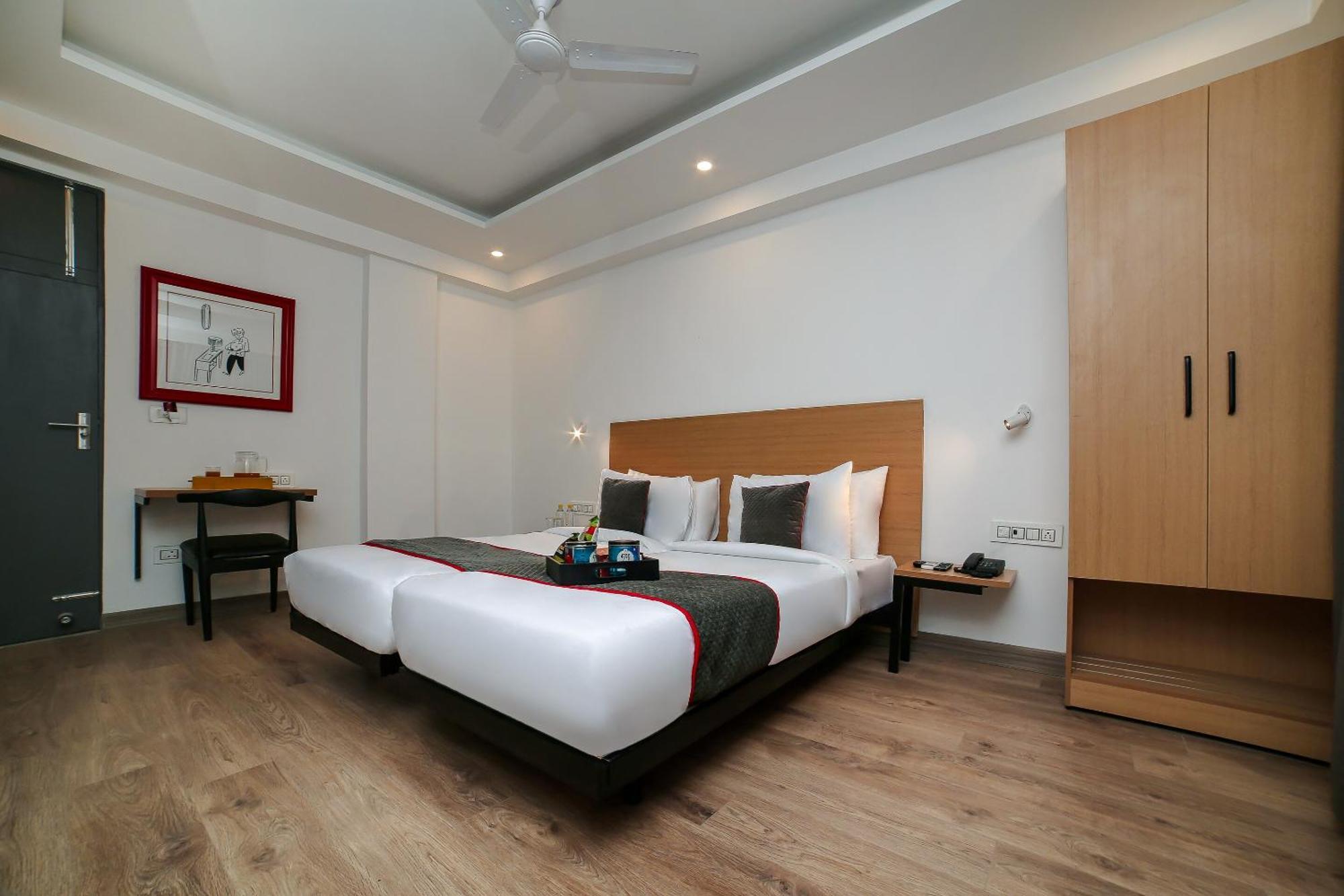 Townhouse Sohna Road 2 Hotel Gurgaon Ngoại thất bức ảnh