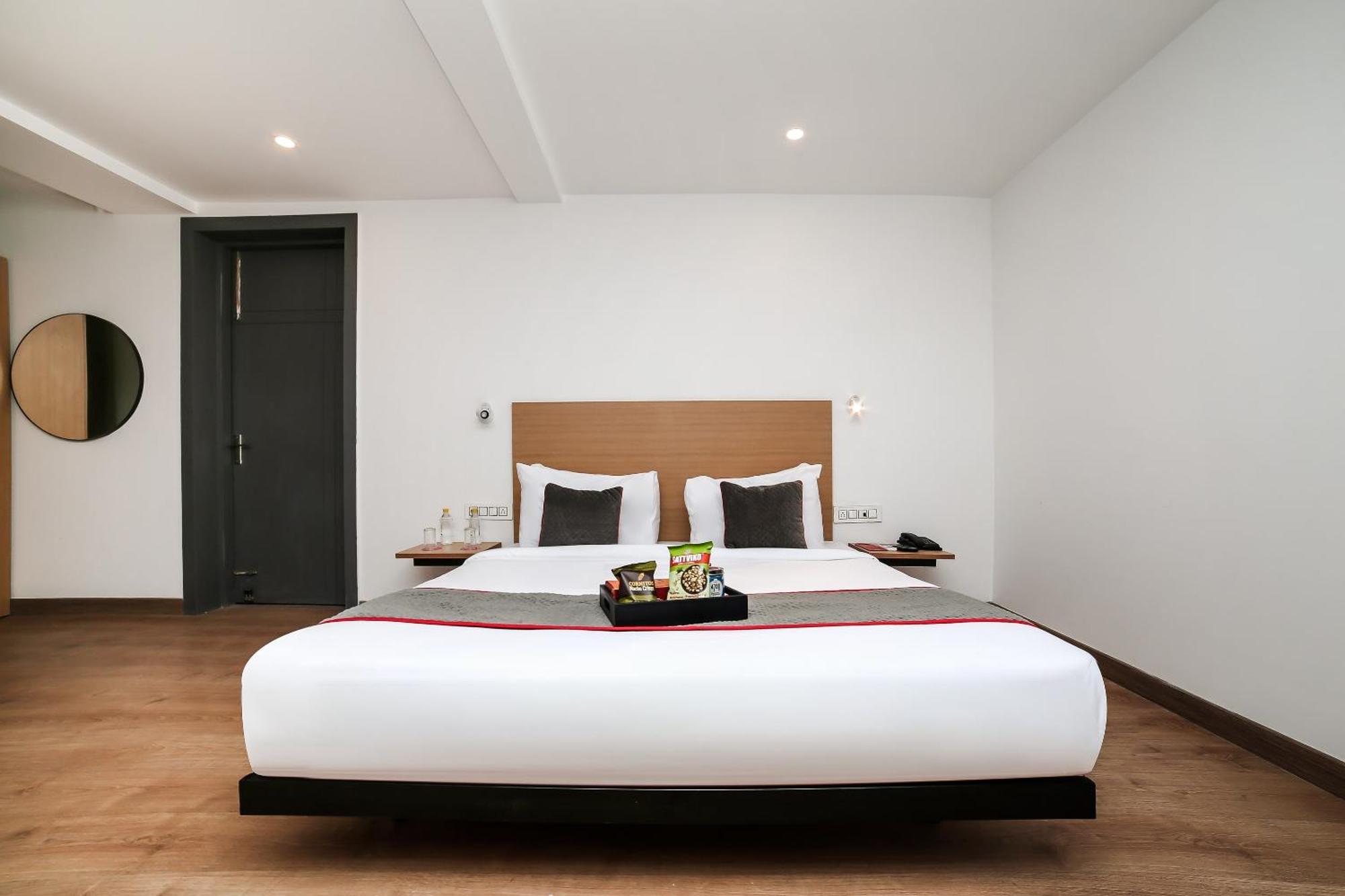 Townhouse Sohna Road 2 Hotel Gurgaon Ngoại thất bức ảnh