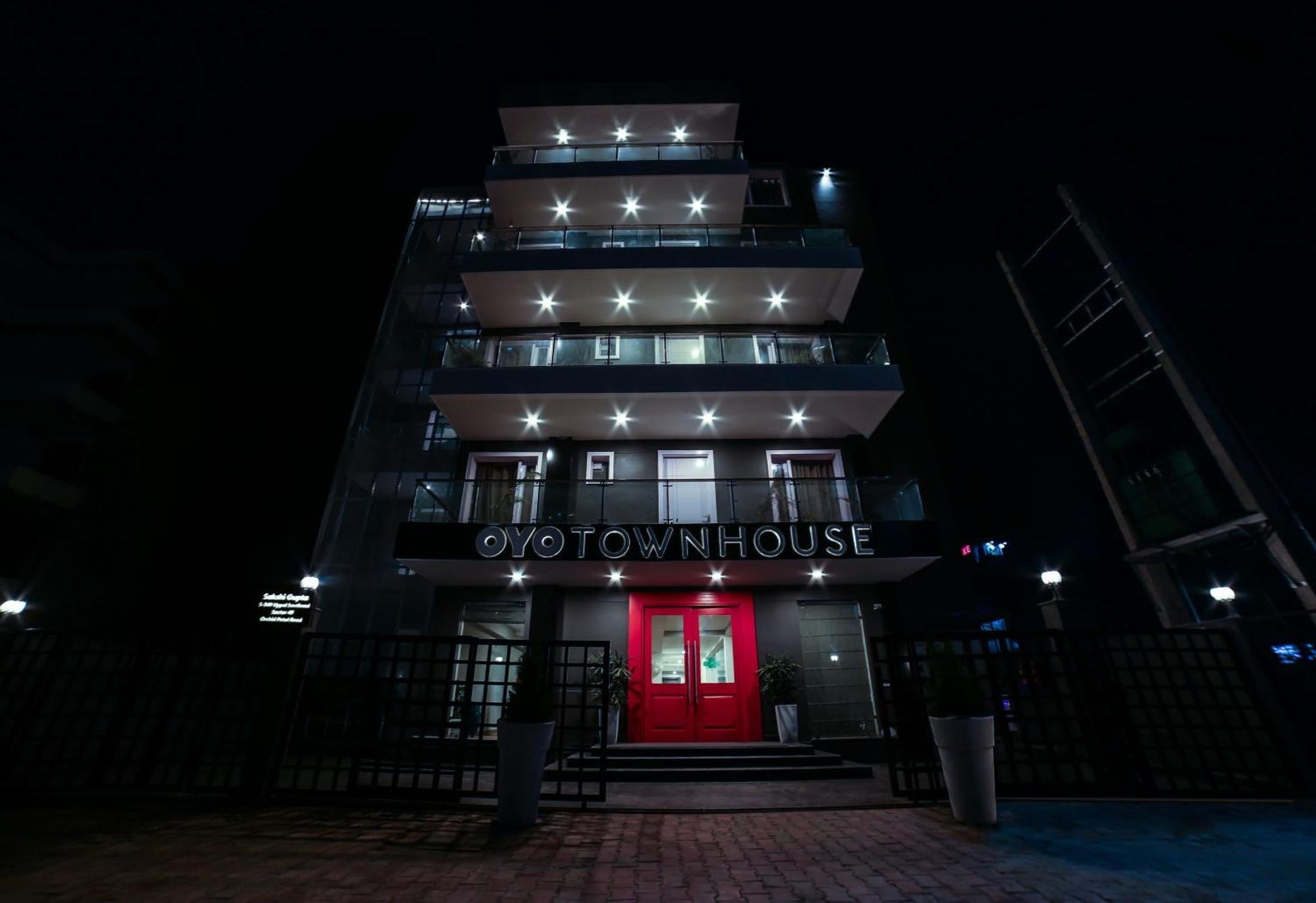 Townhouse Sohna Road 2 Hotel Gurgaon Ngoại thất bức ảnh